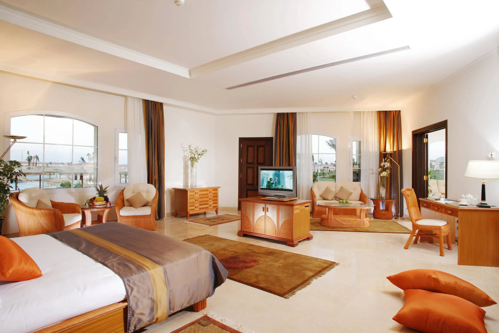 Maritim Jolie Ville Royal Peninsula Hotel & Resort