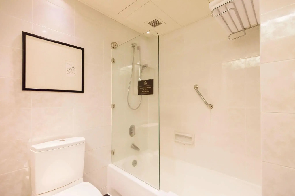 Regal Airport Hotel