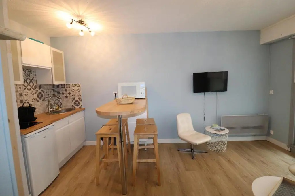 Studio 4 pers avec balcon centre ville
