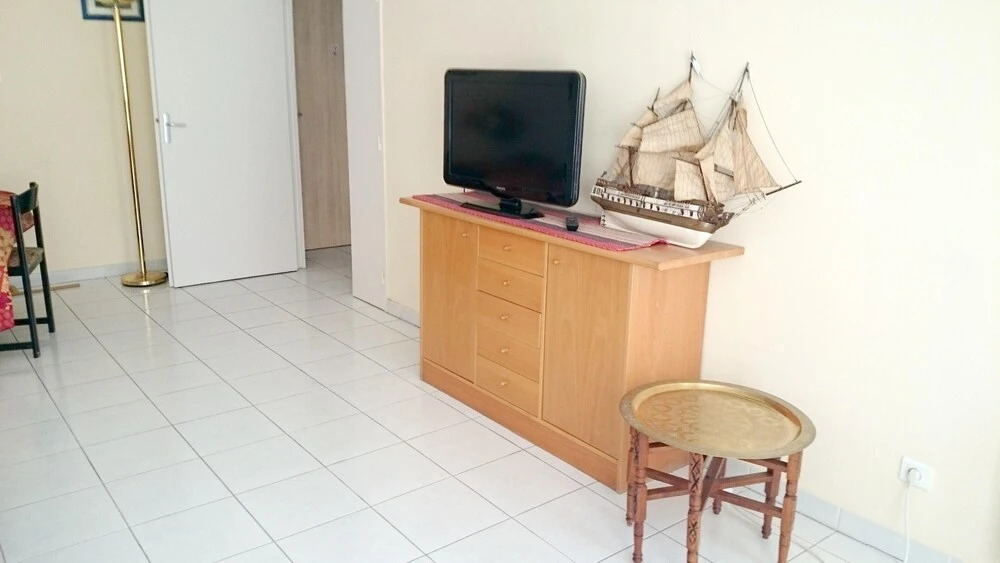 Apartment Rue Leon Gautier