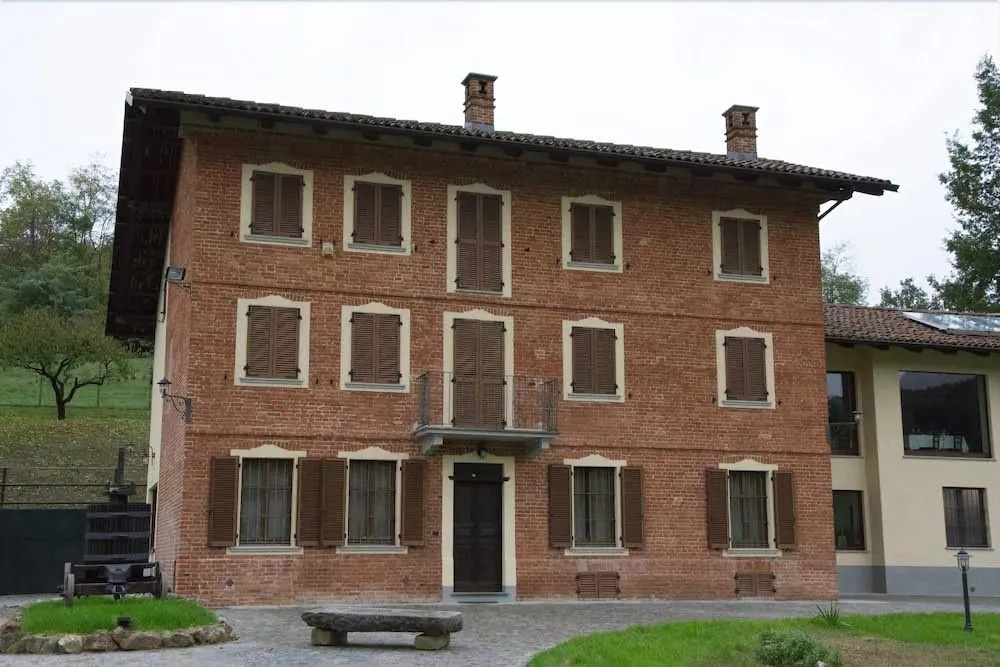 L Piasi