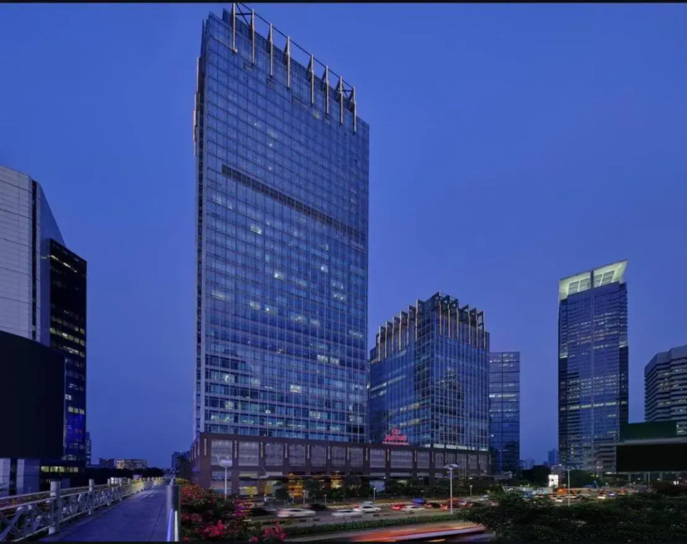 Luxury, Modern & Spacious Two Bedrooms Fully Furnished Apartment