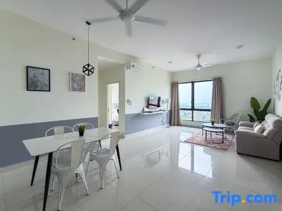Modern Melaka City Apartments Near Jonker St