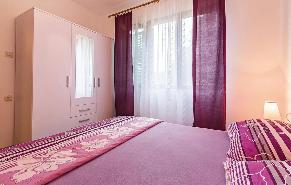 Beautiful Home in Krnica With Wifi and 2 Bedrooms