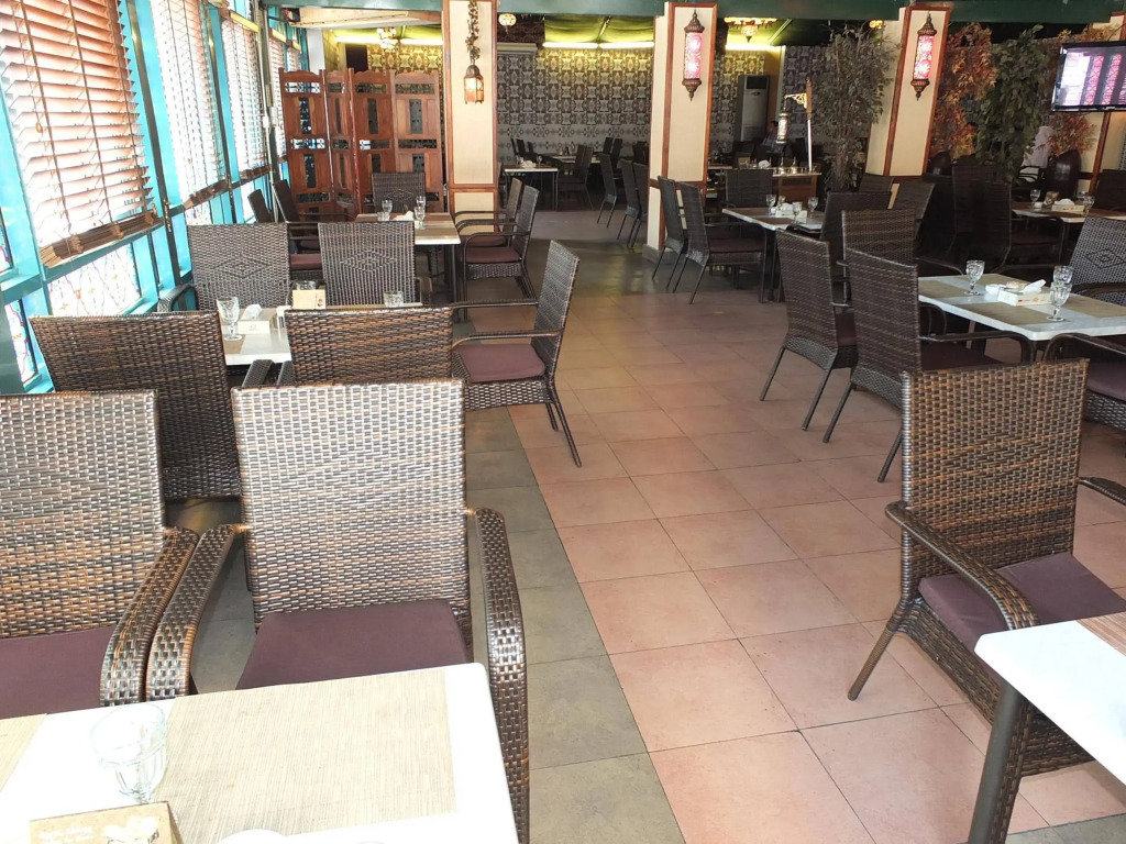 Al Bustan Hotel