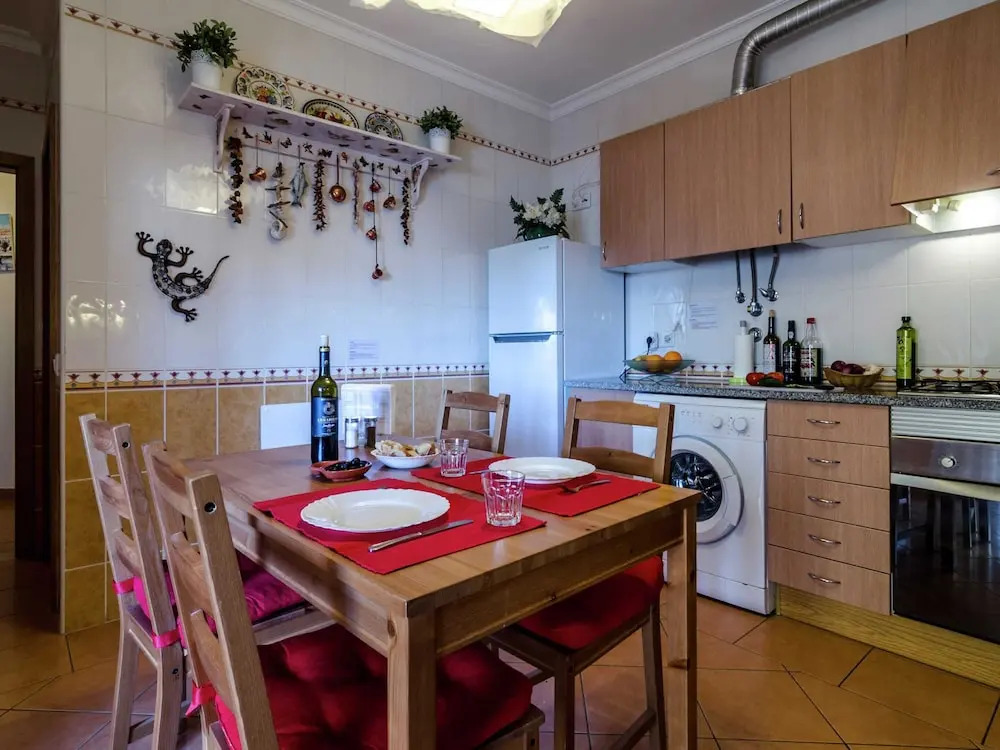 Apartment in Lagos Near the Beach