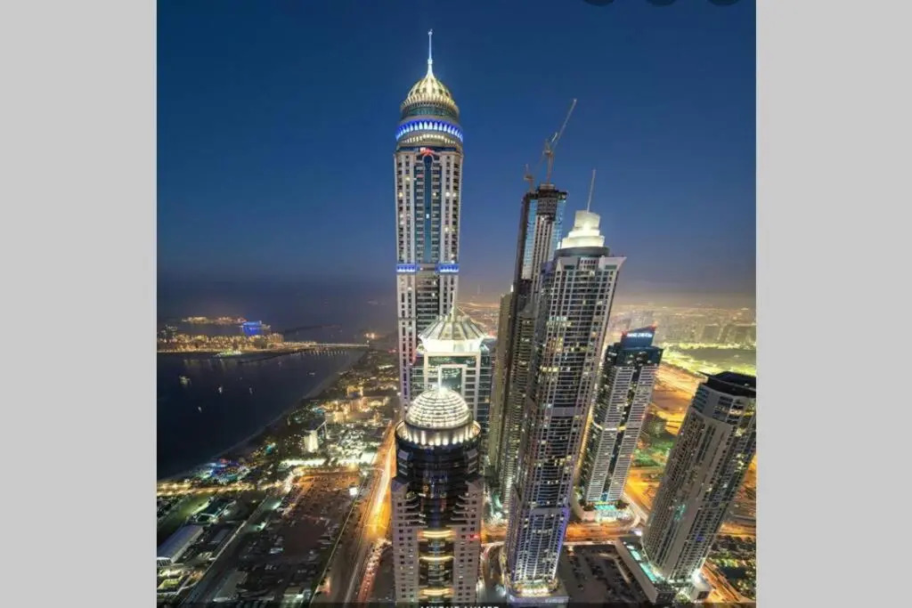 skynest holiday homes princess tower 68th floor 1 bedroom apartment