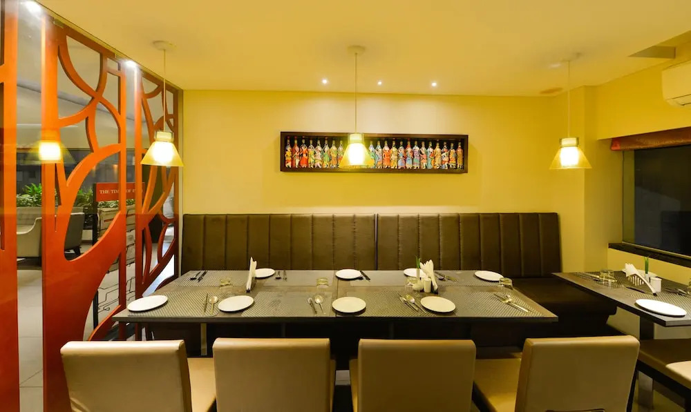 OYO Townhouse 740 Hotel Swastik