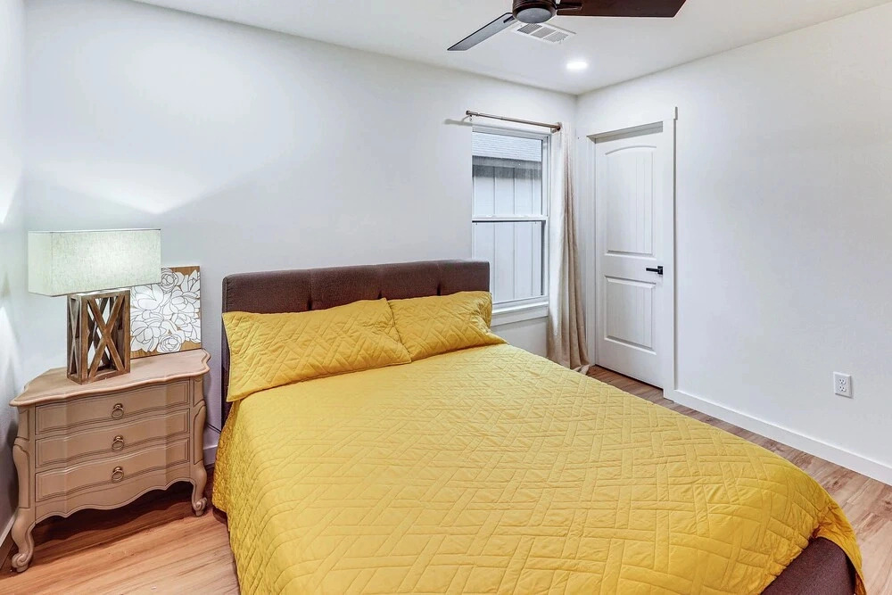 Near Trails & Town! Newly Built Mena Retreat