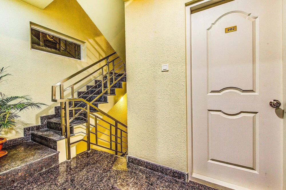 FabHotel Vipra Enclave