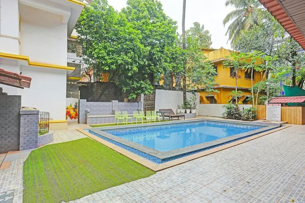 FabHotel 22 Squares Living Spaces - Nr Calangute Beach