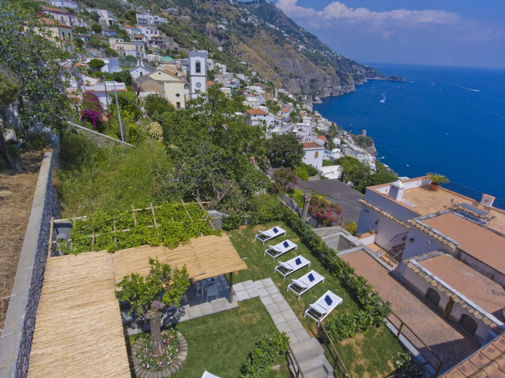 Albadamare Boutique Hotel