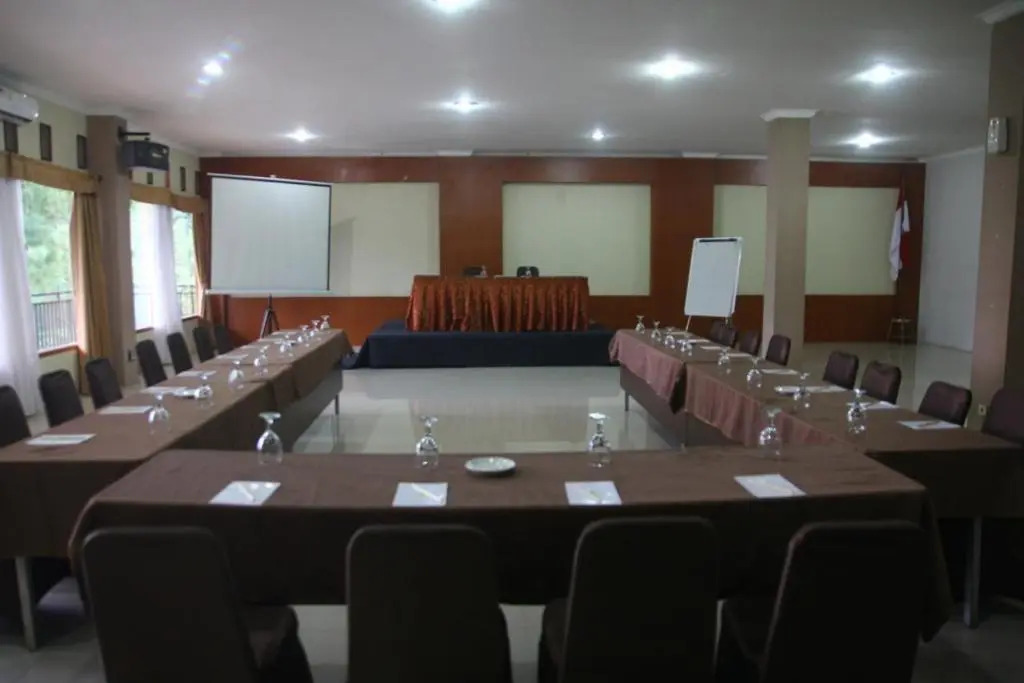 Albero Hotel Bogor