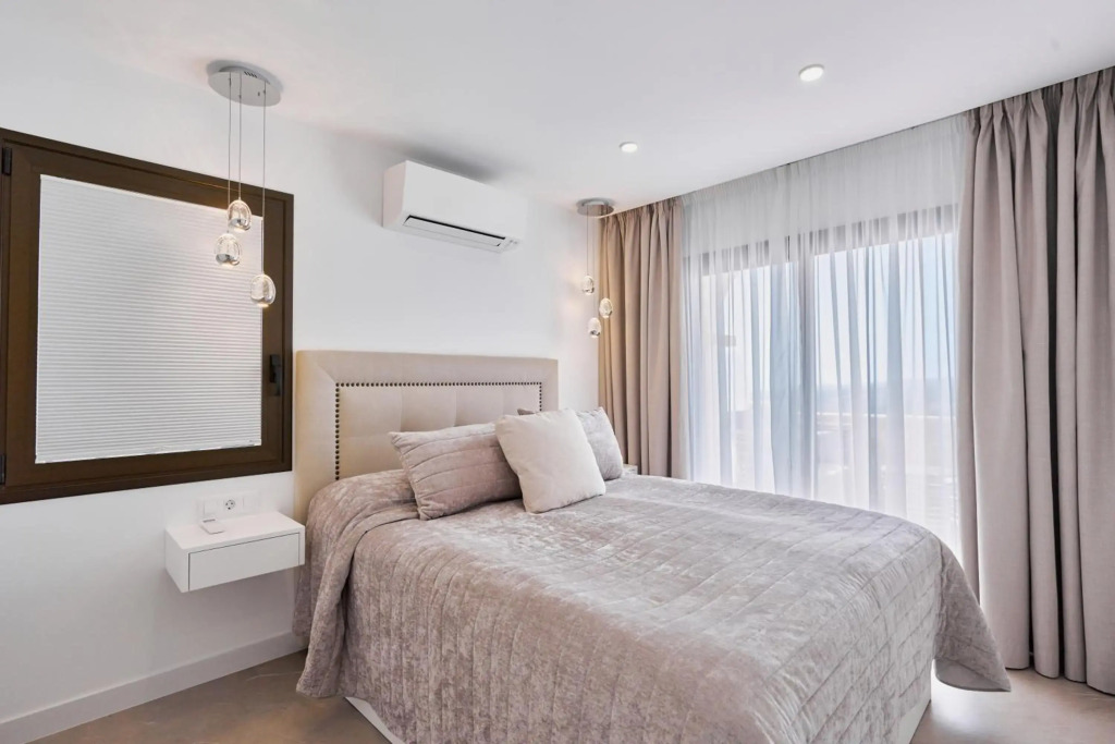 Windsor Apartment
