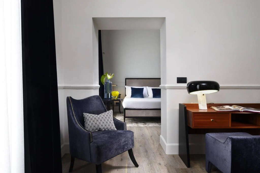 Gens Luxury Suites