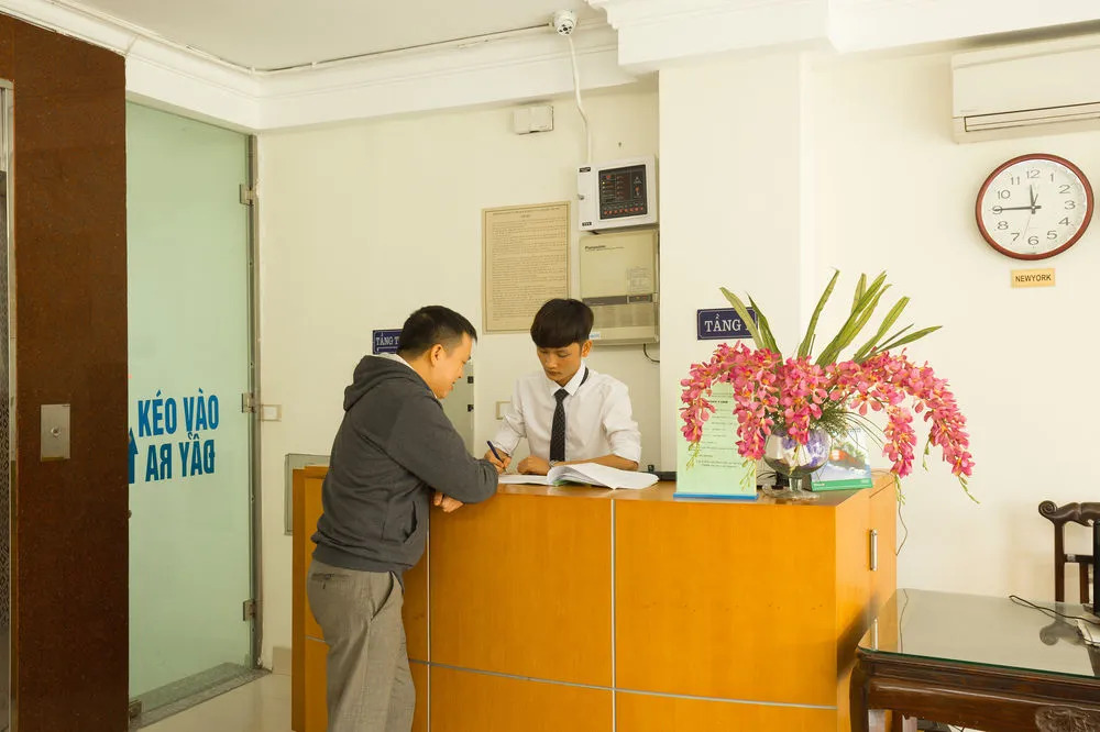 Ho Sen Xanh Hotel