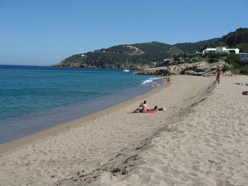 Inviting Apartment in Playa de Pals With Pool