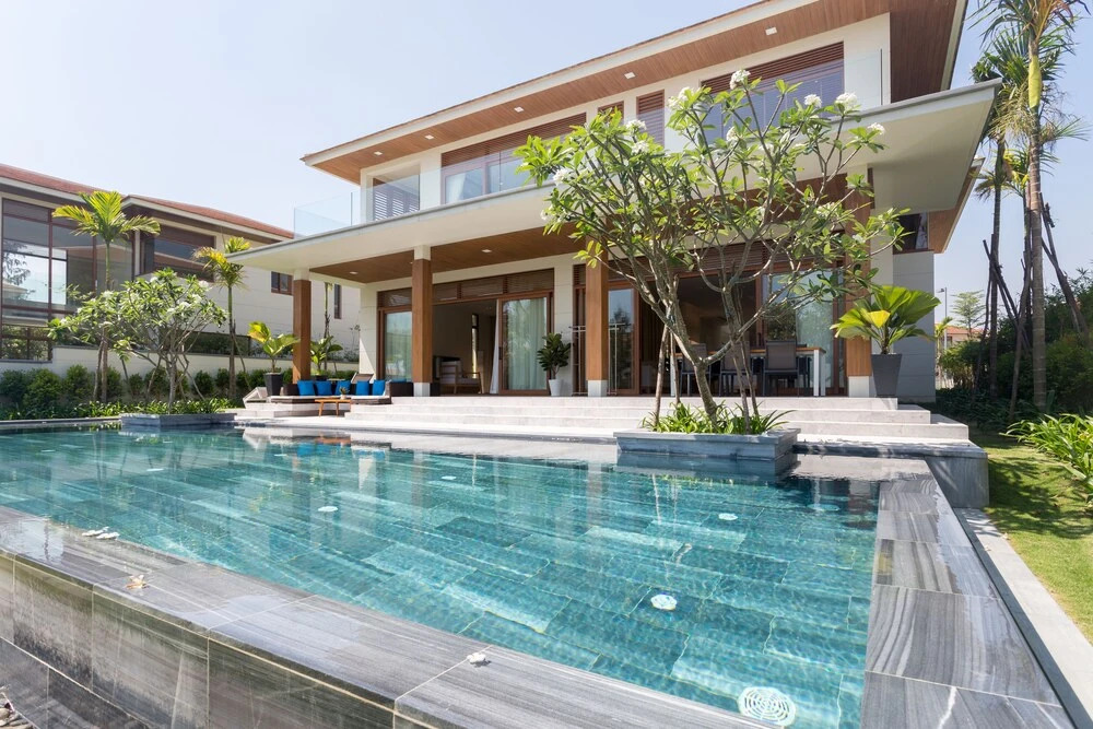Vacation Homes Luxury 3 BR Ocean Estate