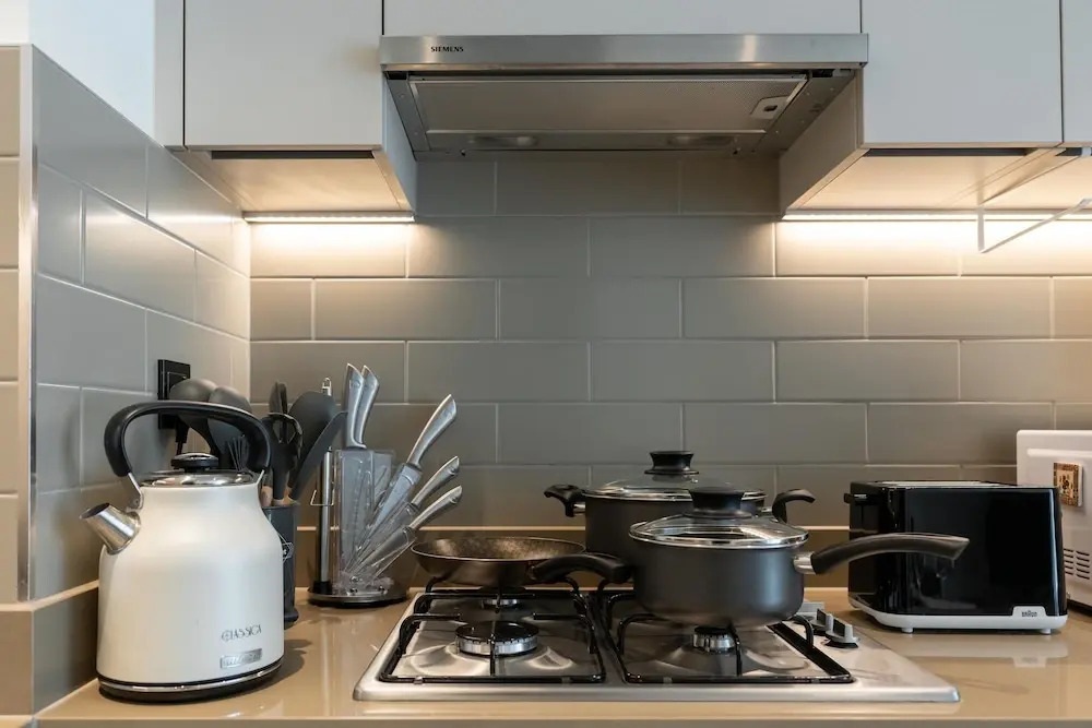 Whitesage - Cozy Condo With Dazzling Cityscape and Canal Views