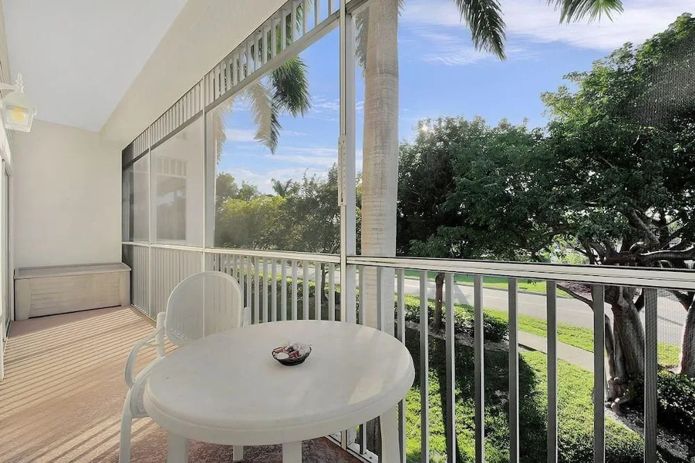 Palm St Condo