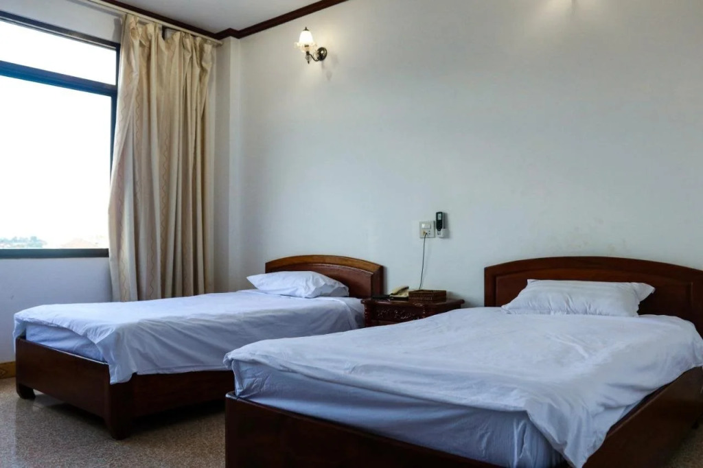 Friendship Hotel