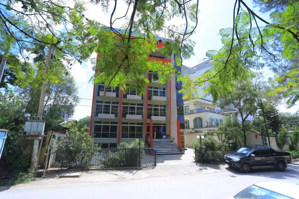 Sadula Hotel
