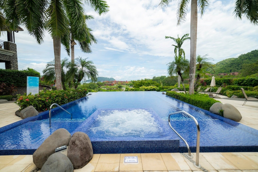 Vista Bahia 1G 3 bdr Ocean View in Los Suenos