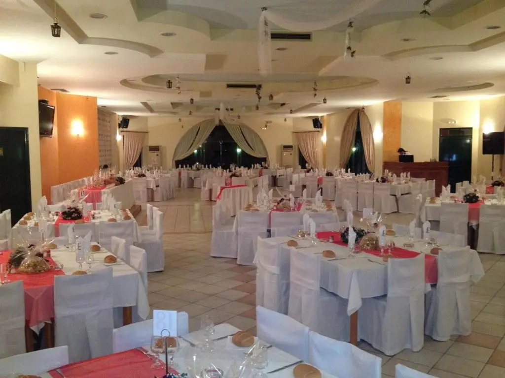 Faros Luxury Suites