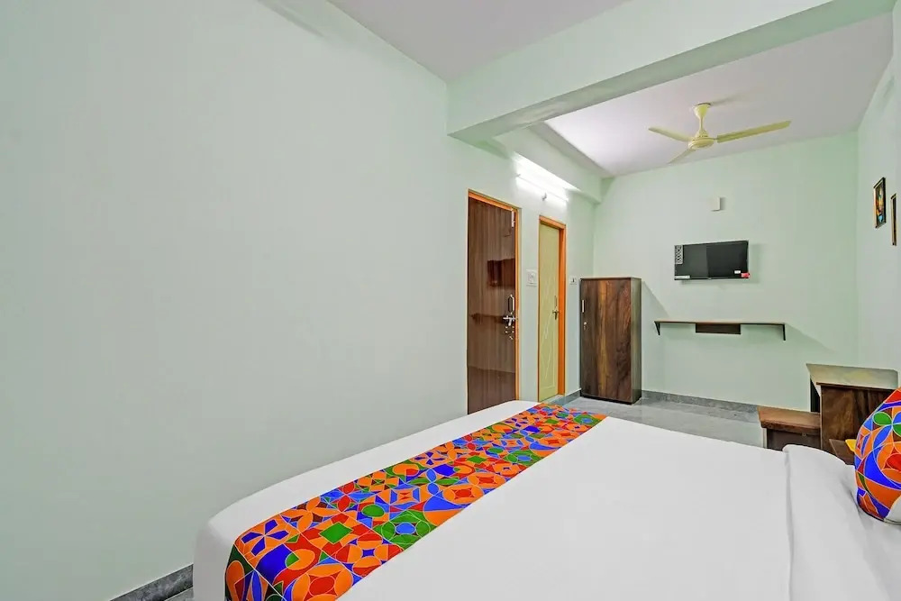 Fabhotel Legacy