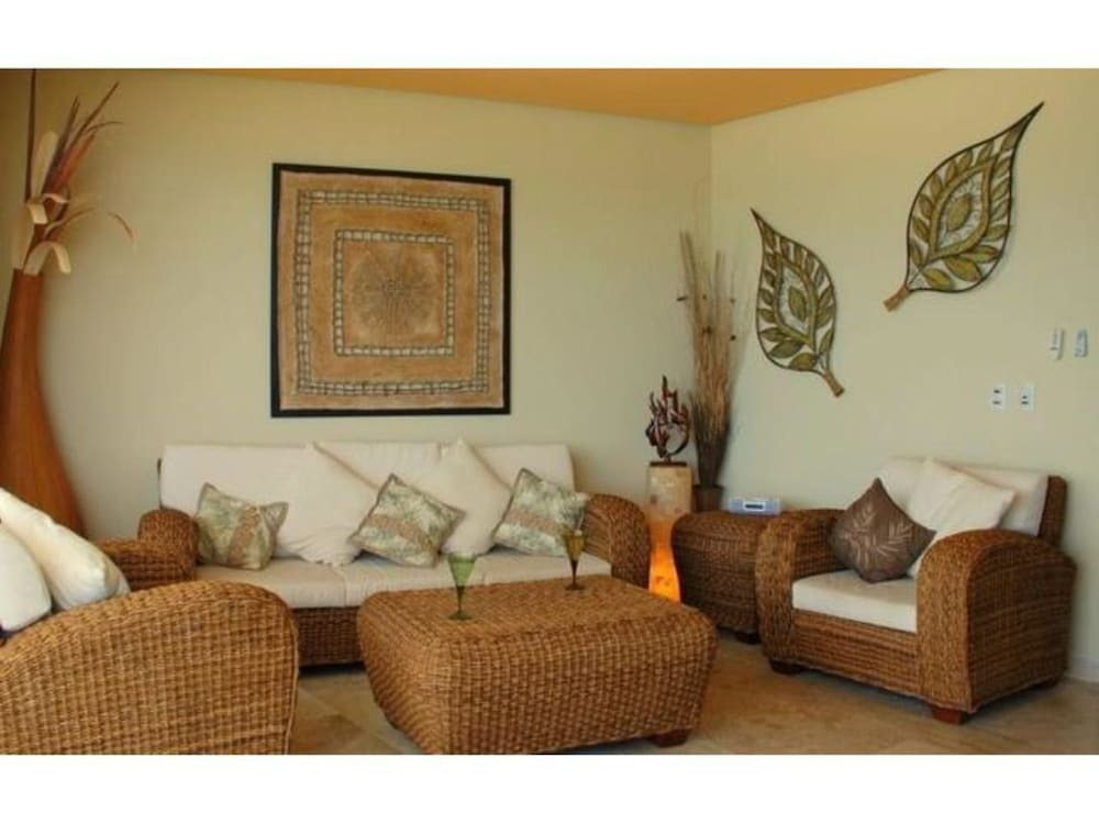 Isla Mujeres Style Spacious Oceanfront 3bd 2bth Villa Private Beach Outdoor Pool TOP AMENITIES