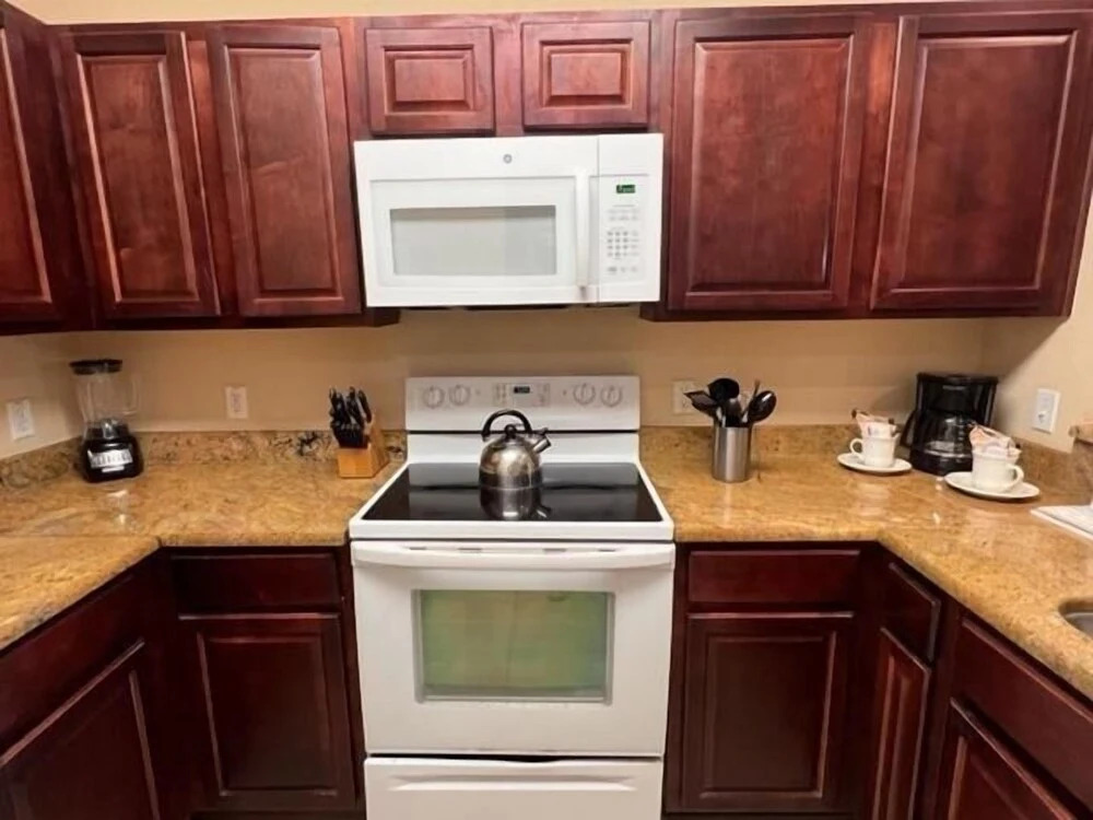 3 Bed 2 Bath Condo In Tuscana Resort 3 Bedroom Condo by RedAwning
