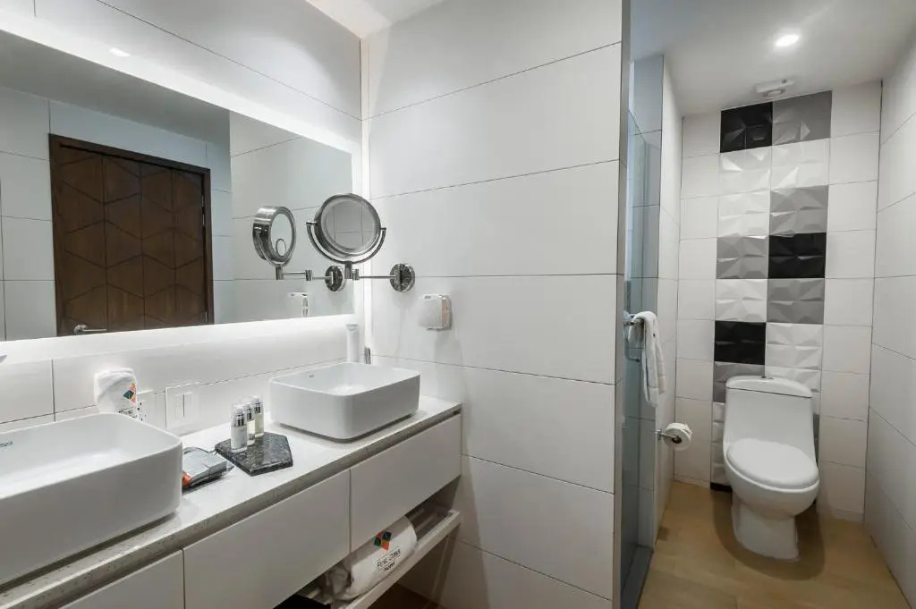 FCH Hotel Providencia - Consulado