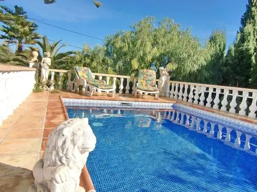 Villa Leones - privacy - by Holiday Rentals Villamar