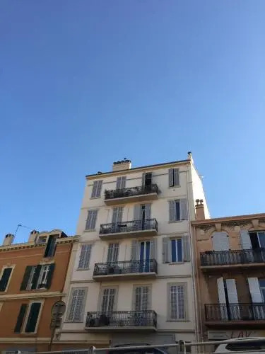 Croisette Luxury Retreat