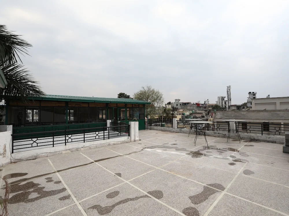 OYO 12651 Hotel Kailasa