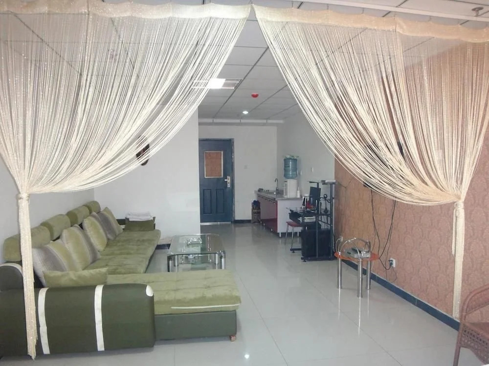 Shijiazhuang Love Nest Theme Apartment Hotel