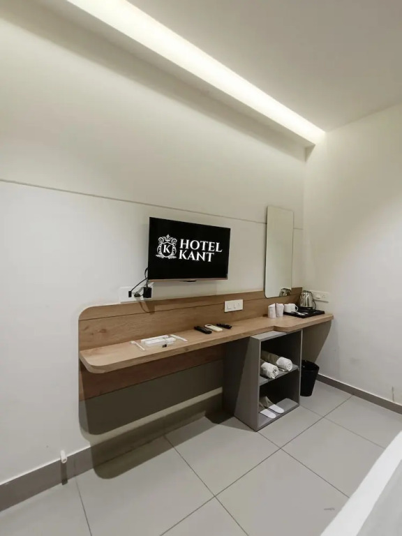 Hotel Kant by GoHotels - Near Shree Dwarkadhish Temple
