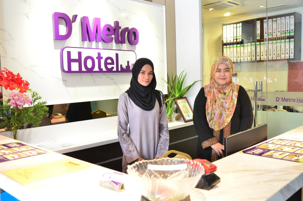 DMetro Hotel