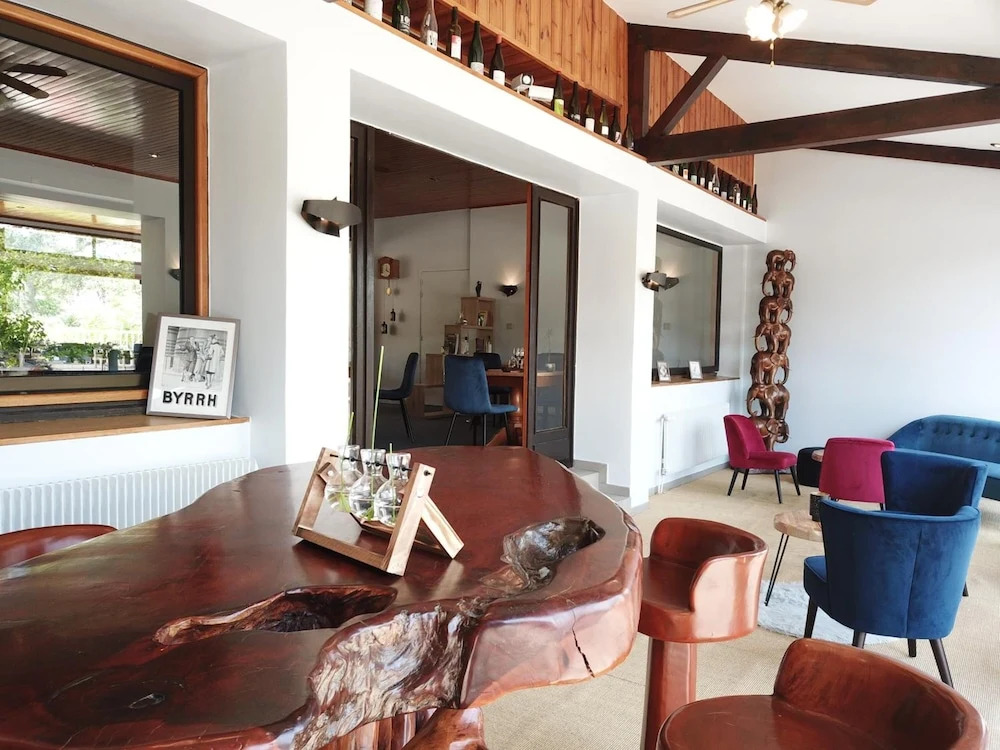 Hotel Restaurant Les Glycines