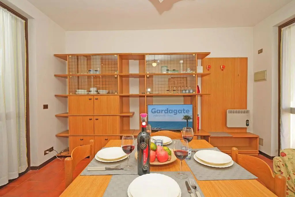 Lina s Apartment in Moniga del Garda