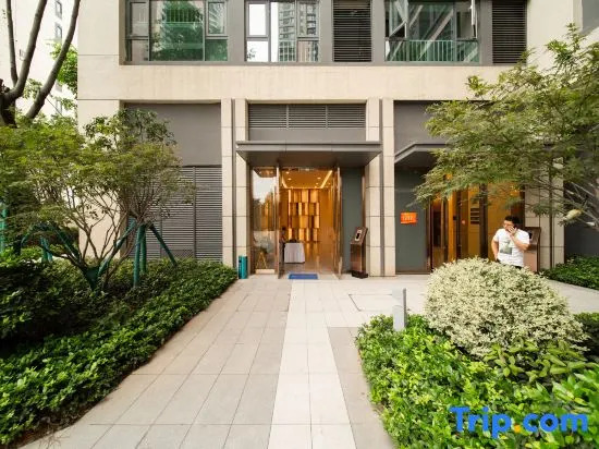 Shangyuan Boutique Stay Movie Apartment (Zhongjiacun Subway Station Guiyuan Temple)