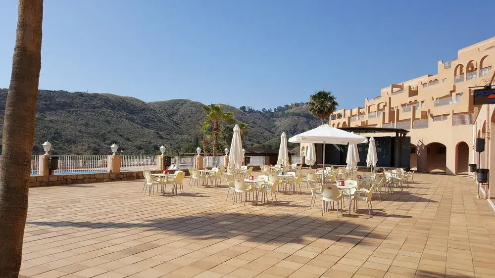 Suite Hotel Puerto Marina