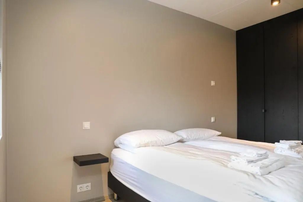 Geirþrúðarhagi one bedroom apartment