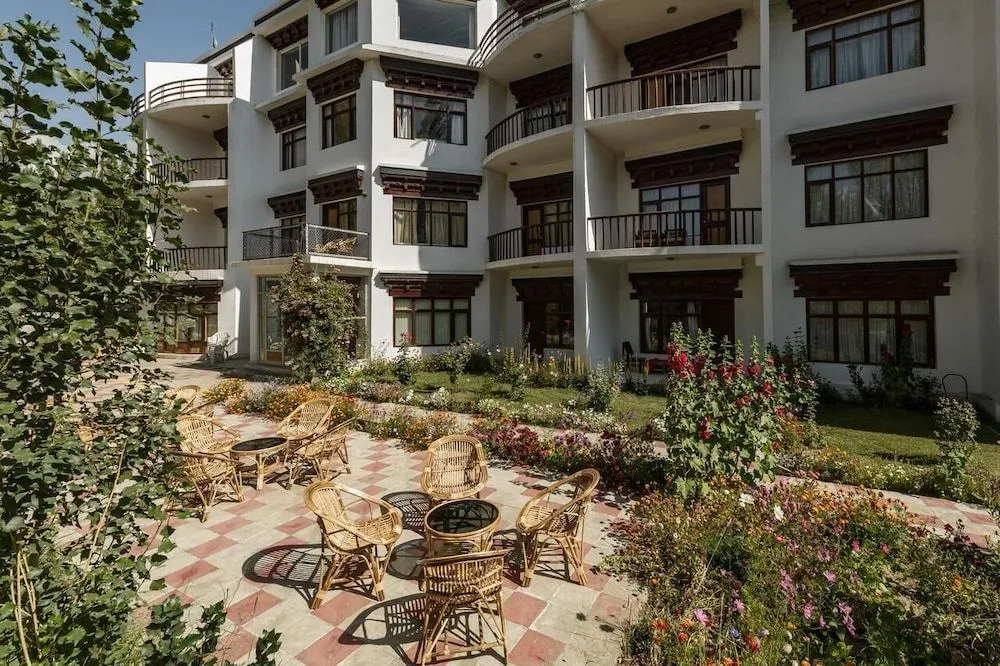 Hotel Reenam
