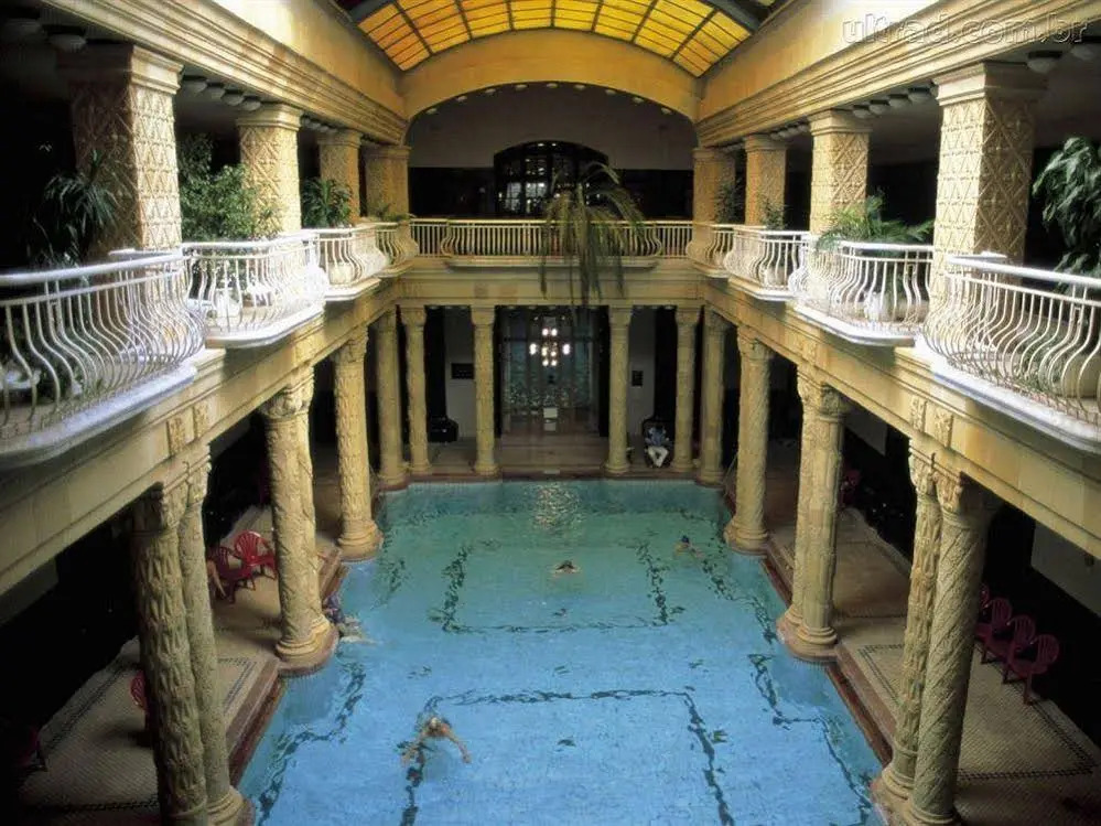 Alkotas House - Apartments