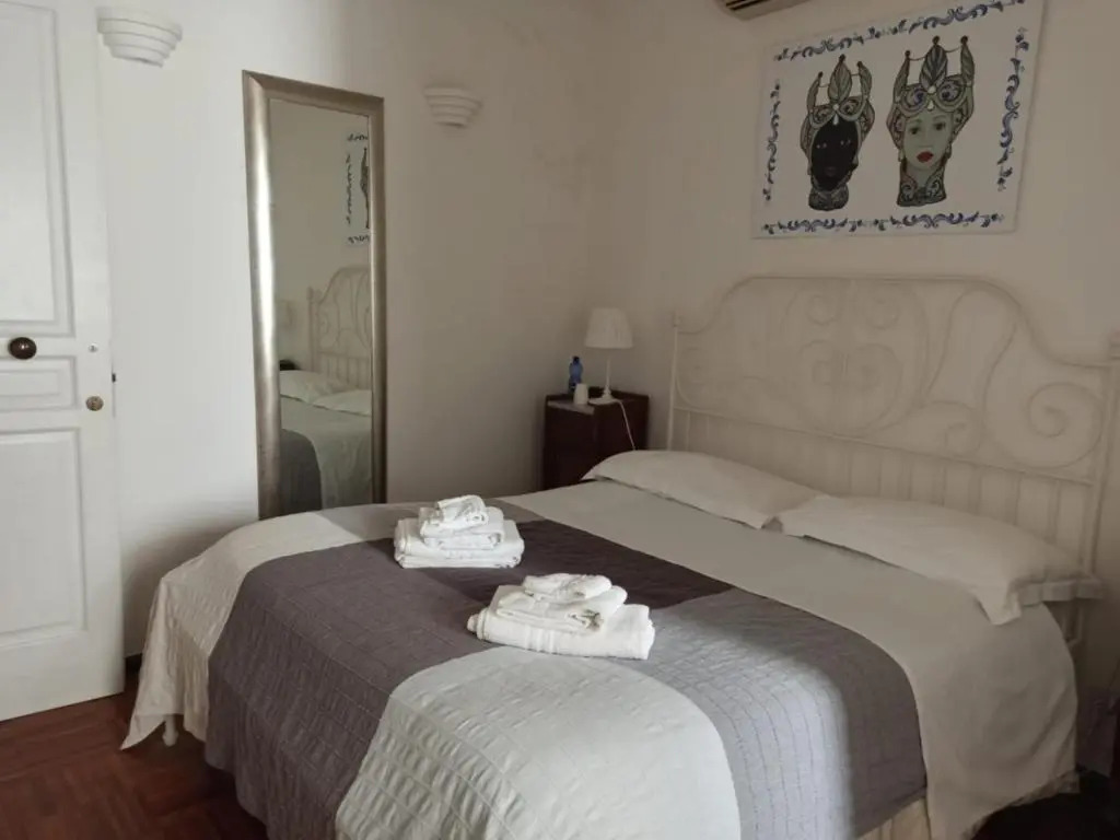 B&B Five Rooms