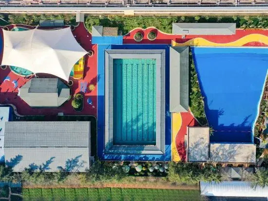Tanghai Holiday Hotel