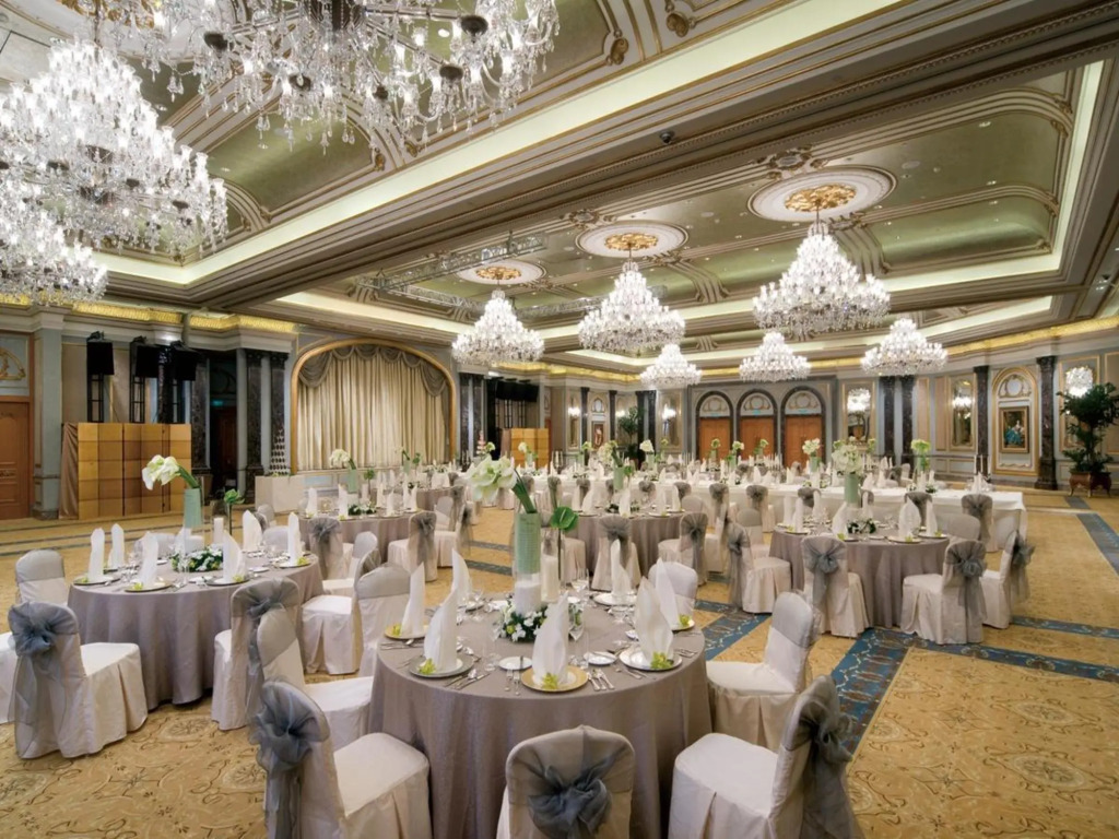 Отель Legendale Hotel Beijing
