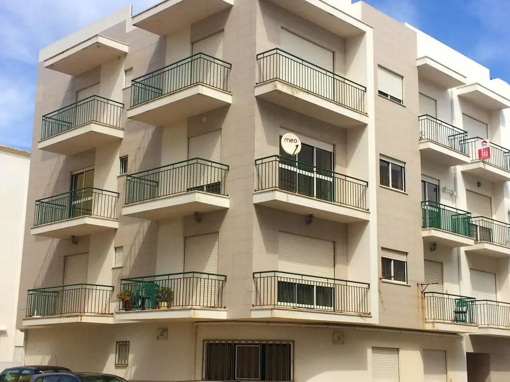 Apartment With 3 Bedrooms in Nazaré, With Wonderful sea View, Furnished Balcony and Wifi - 30 m From the Beach