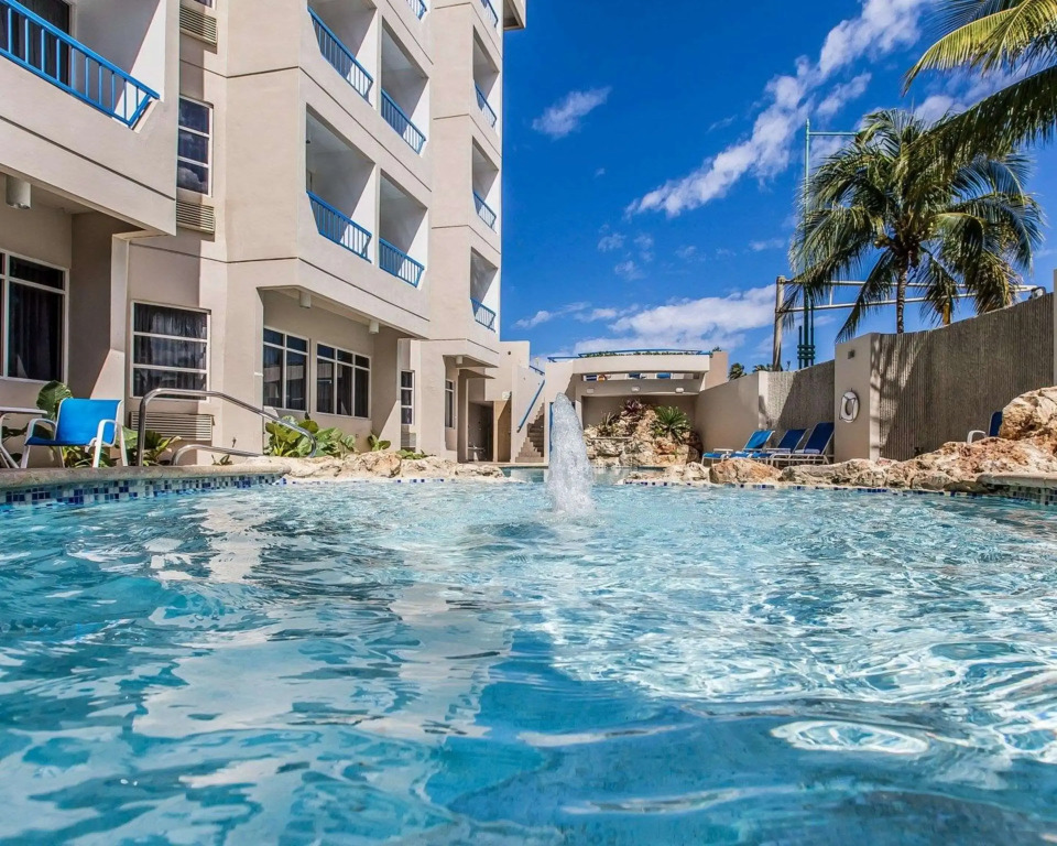 Comfort Inn & Suites